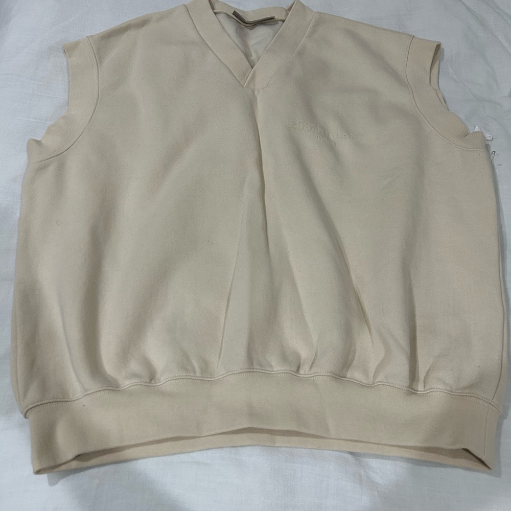 Cream Sleeveless V-Neck Top ~ vest